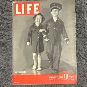 Vintage LIFE Magazine‎ - January 11, 1943 - Kids' Uniforms Issue
